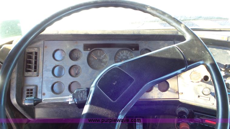 image for item K4505 1991 Volvo WG cable rolloff truck