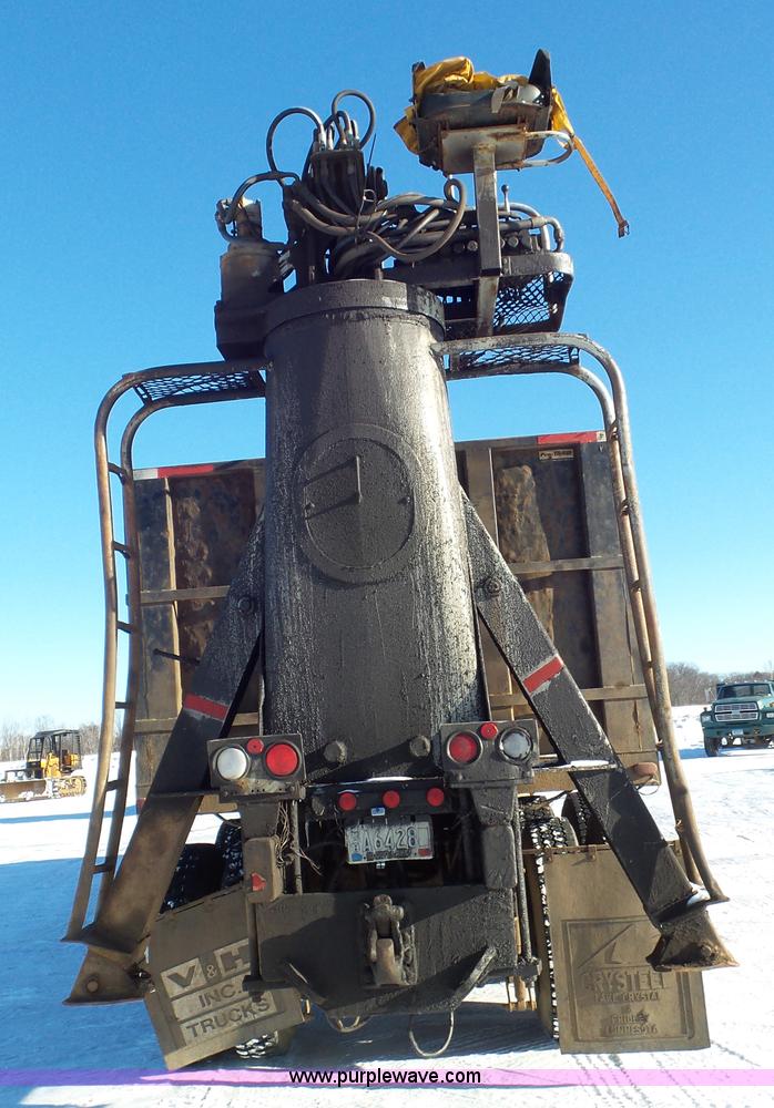 image for item K4506 1999 Mack CL713 grapple truck