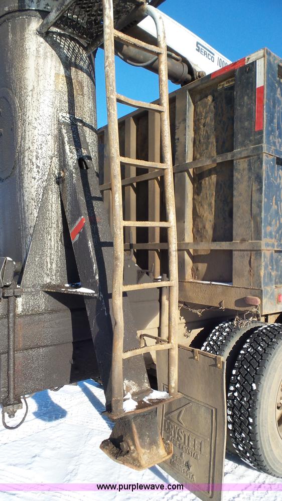 image for item K4506 1999 Mack CL713 grapple truck