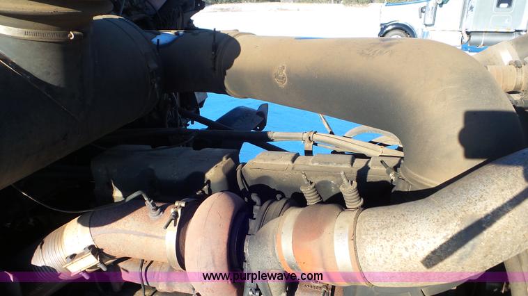 image for item K4506 1999 Mack CL713 grapple truck