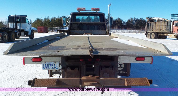 image for item K4507 1997 International 4700 rollback truck