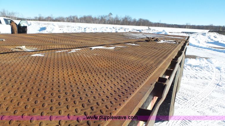 image for item K4508 1987 Ford FT900 rollback truck