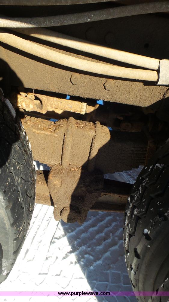 image for item K4508 1987 Ford FT900 rollback truck