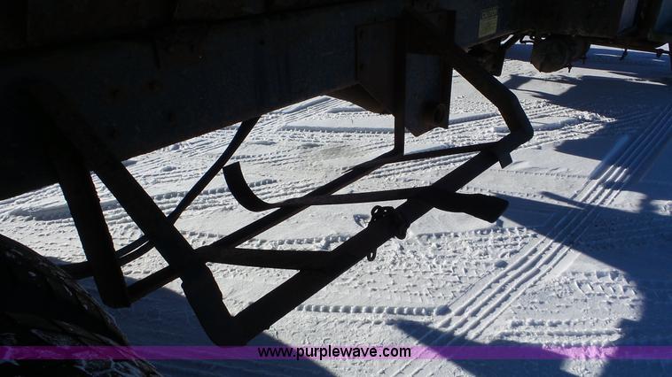 image for item K4508 1987 Ford FT900 rollback truck