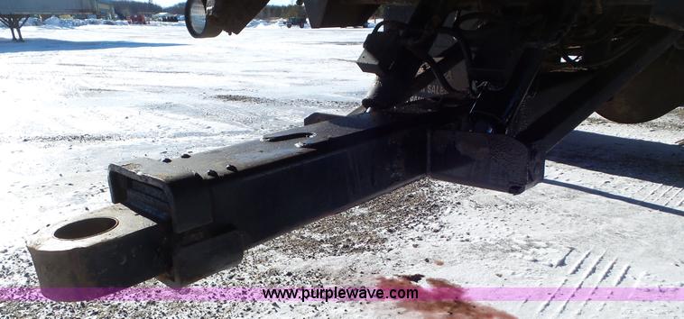 image for item K4509 2001 International 4700 rollback truck