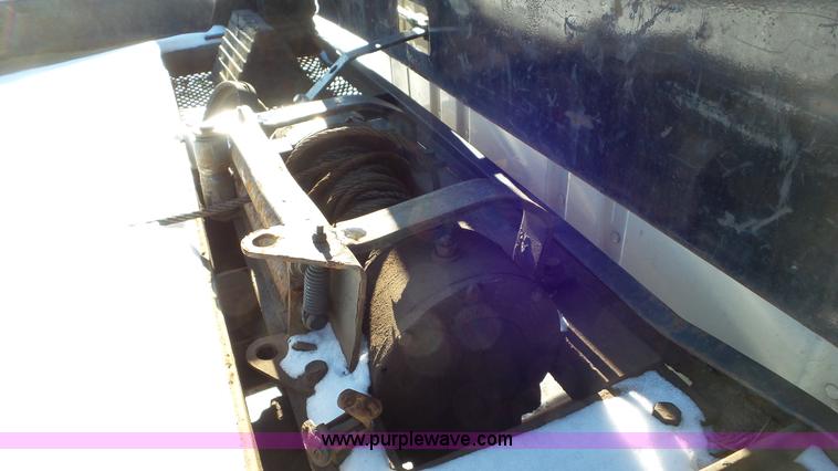 image for item K4509 2001 International 4700 rollback truck