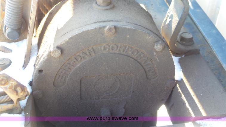 image for item K4509 2001 International 4700 rollback truck