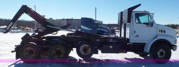 image for item K4510 2001 Sterling L9500 hook lift truck