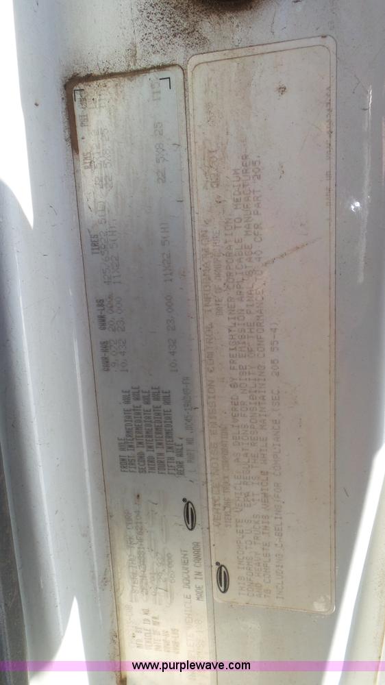 image for item K4510 2001 Sterling L9500 hook lift truck