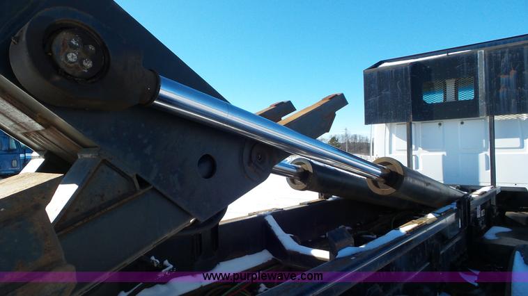 image for item K4510 2001 Sterling L9500 hook lift truck