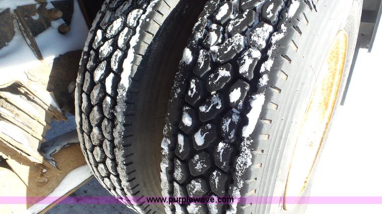 image for item K4510 2001 Sterling L9500 hook lift truck