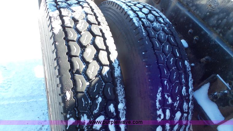 image for item K4510 2001 Sterling L9500 hook lift truck