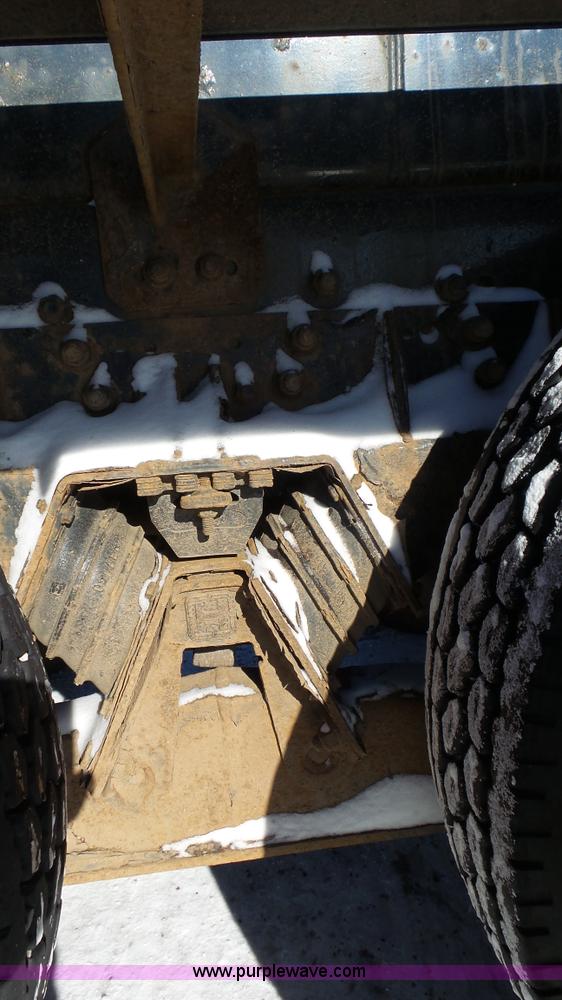 image for item K4510 2001 Sterling L9500 hook lift truck