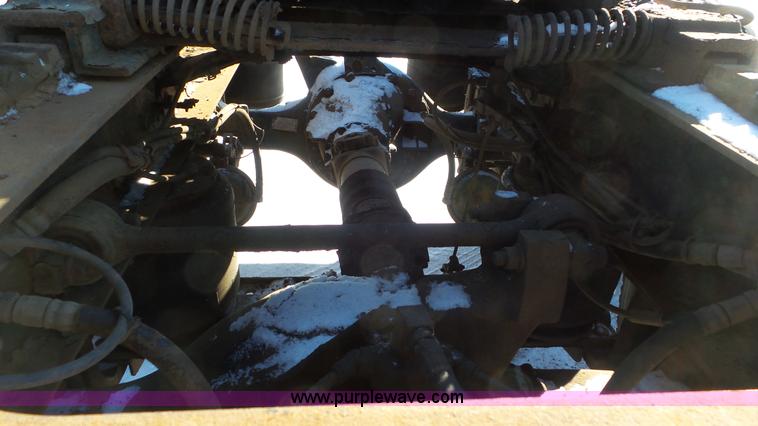 image for item K4511 2000 Mack CX613 semi truck