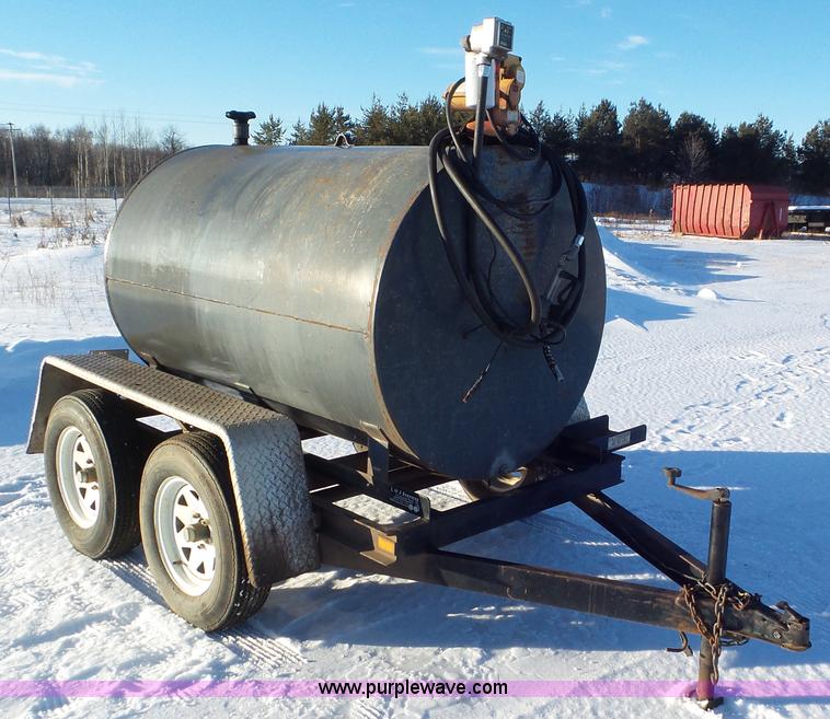 image for item K4512 2000 L&S Services TA500TK fuel trailer