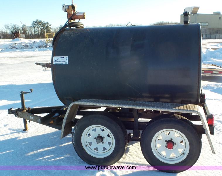 image for item K4512 2000 L&S Services TA500TK fuel trailer