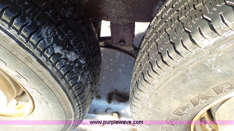 image for item K4513 2000 ABU equipment trailer