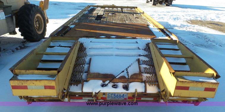 image for item K4515 1981 Towmaster equipment trailer