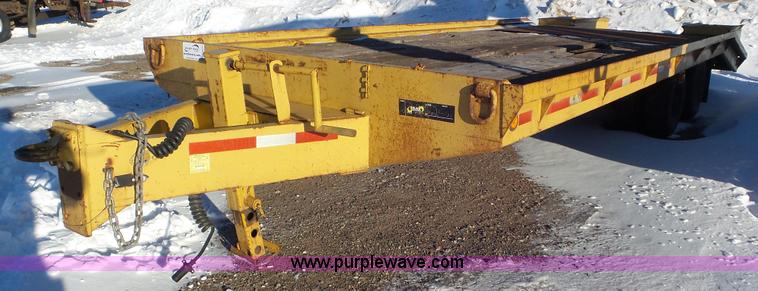 image for item K4515 1981 Towmaster equipment trailer