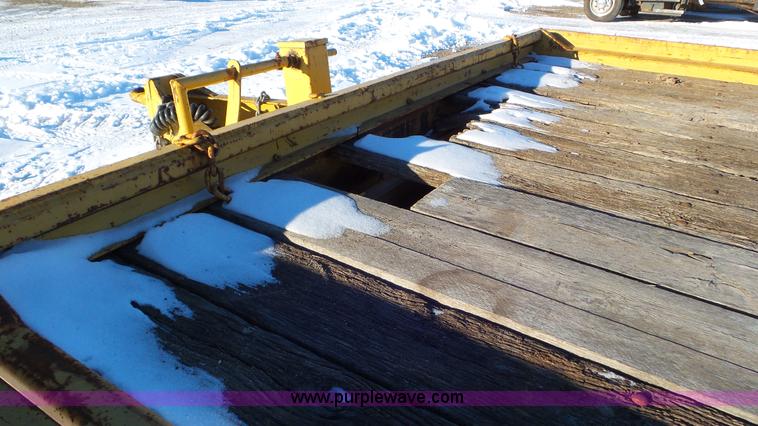 image for item K4515 1981 Towmaster equipment trailer