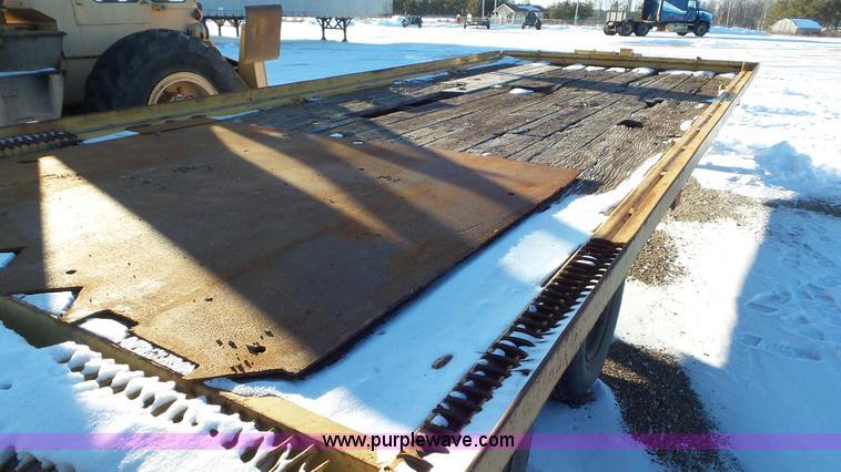 image for item K4515 1981 Towmaster equipment trailer