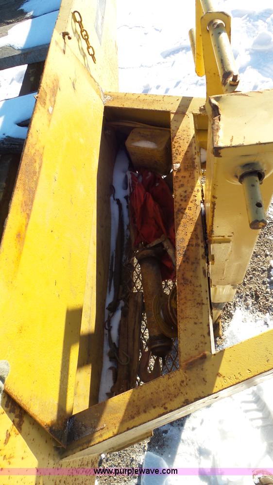 image for item K4515 1981 Towmaster equipment trailer