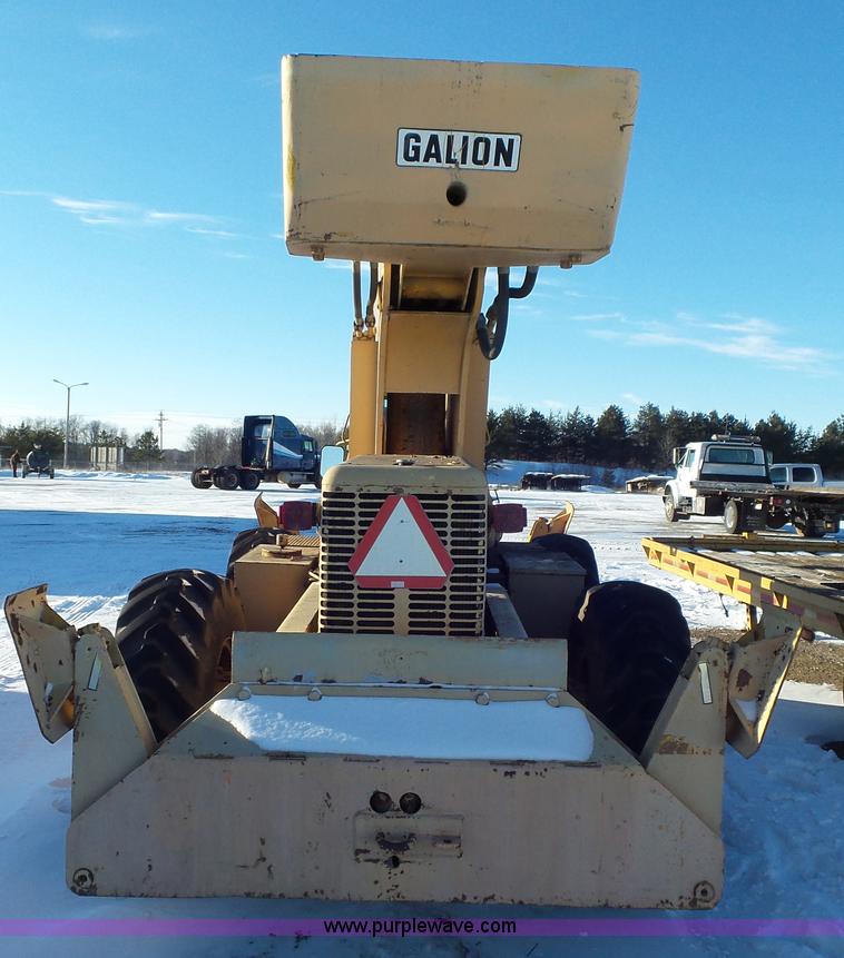 image for item K4516 Galion Series A crane