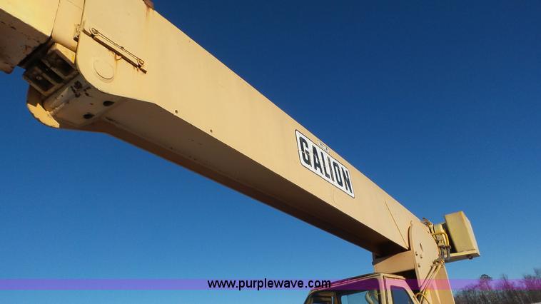 image for item K4516 Galion Series A crane
