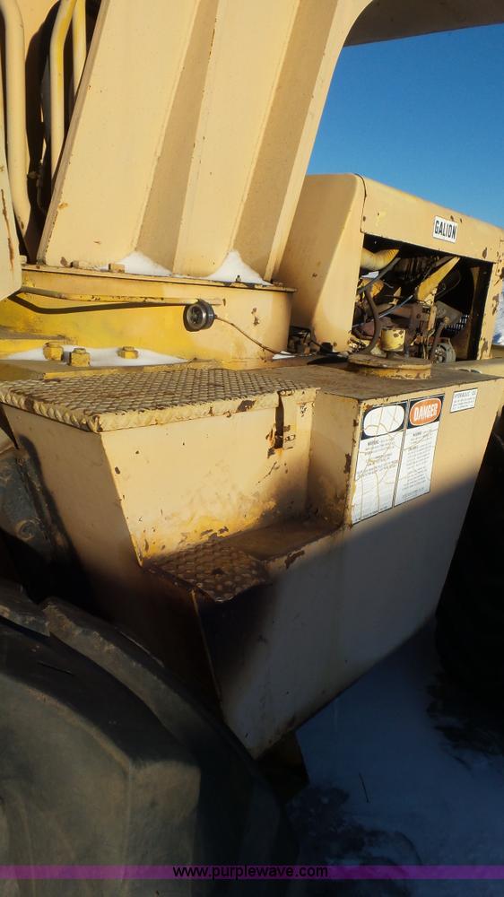 image for item K4516 Galion Series A crane