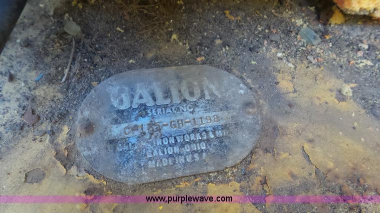 image for item K4516 Galion Series A crane