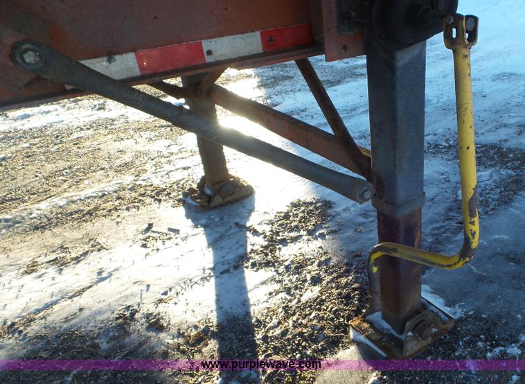 image for item K4517 1988 JD Bertolini BSF45S container trailer