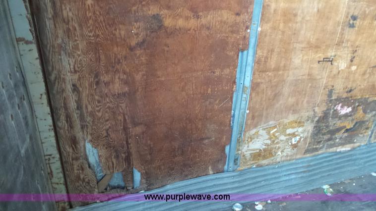 image for item K4518 1982 Fruehauf FBZ9-F2-45 dry van trailer