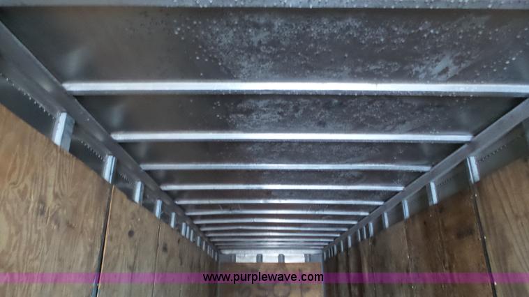 image for item K4518 1982 Fruehauf FBZ9-F2-45 dry van trailer