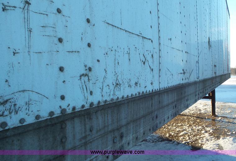 image for item K4518 1982 Fruehauf FBZ9-F2-45 dry van trailer