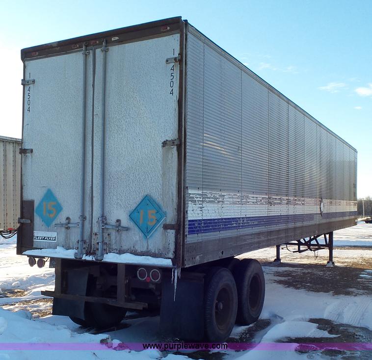 image for item K4519 1973 Fruehauf FB8-F2-45 dry van trailer