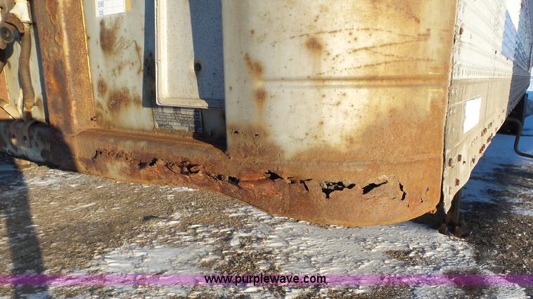 image for item K4519 1973 Fruehauf FB8-F2-45 dry van trailer