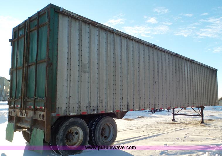 image for item K4520 1995 Peerless walking floor trailer