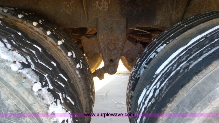 image for item K4520 1995 Peerless walking floor trailer