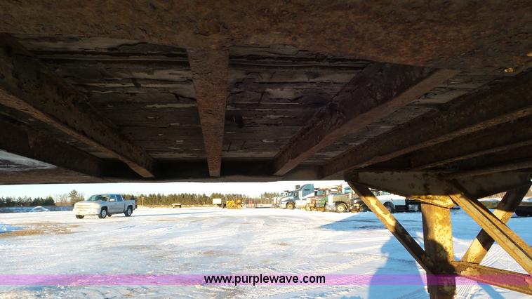 image for item K4521 1980 Fruehauf FB8-F2-45 dry van trailer