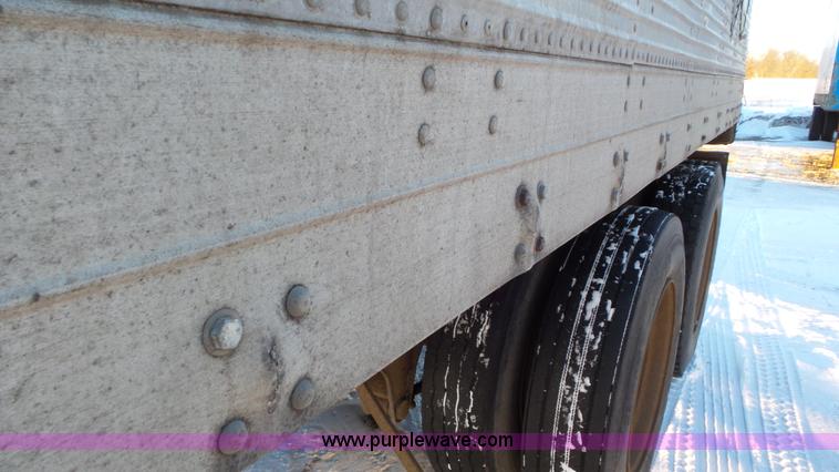 image for item K4521 1980 Fruehauf FB8-F2-45 dry van trailer