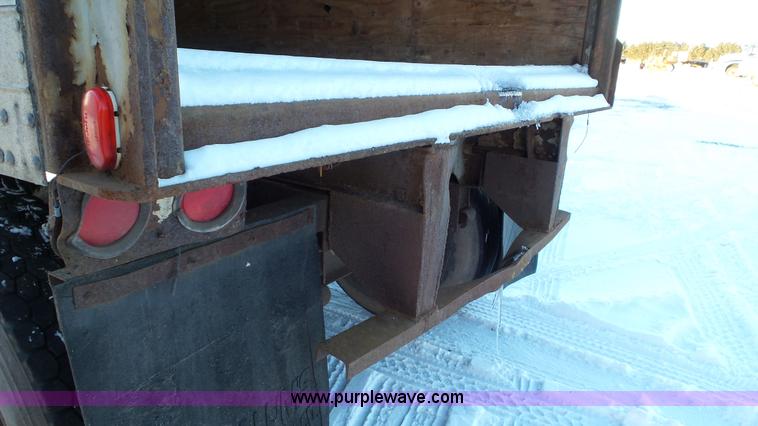 image for item K4521 1980 Fruehauf FB8-F2-45 dry van trailer