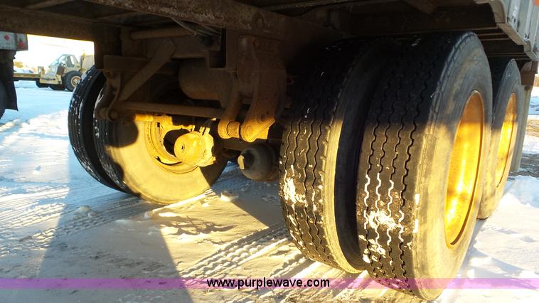 image for item K4522 1978 Budd dry van trailer