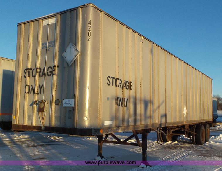 image for item K4523 1972 Fruehauf FG6-F2-40 dry van trailer