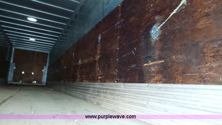 image for item K4523 1972 Fruehauf FG6-F2-40 dry van trailer