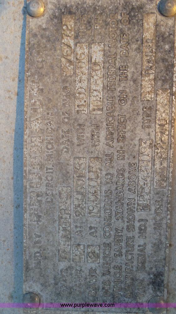 image for item K4523 1972 Fruehauf FG6-F2-40 dry van trailer