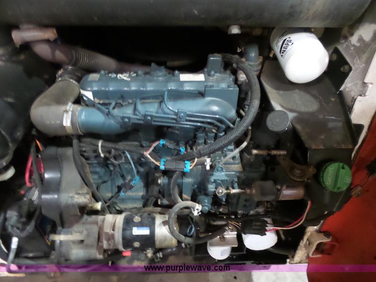 image for item K4537 2001 Bobcat 773 skid steer