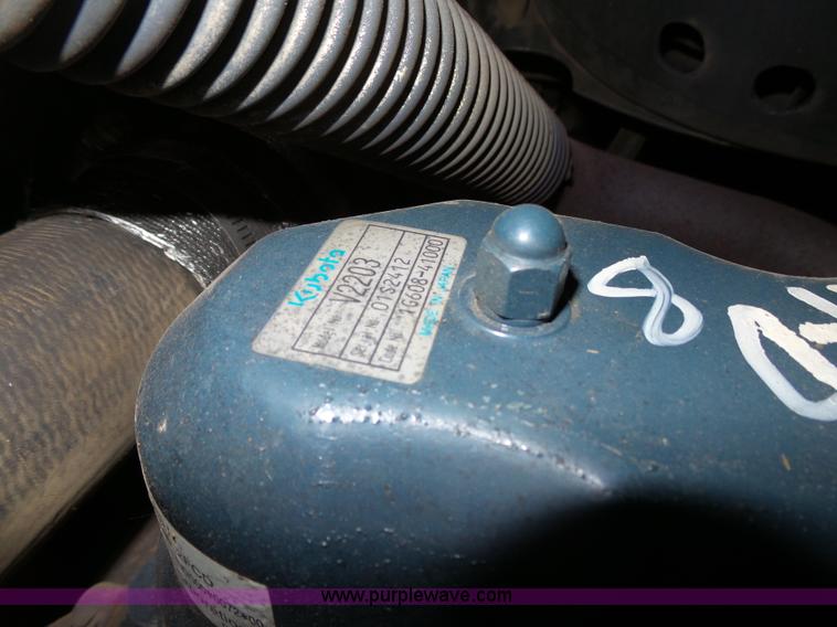 image for item K4537 2001 Bobcat 773 skid steer