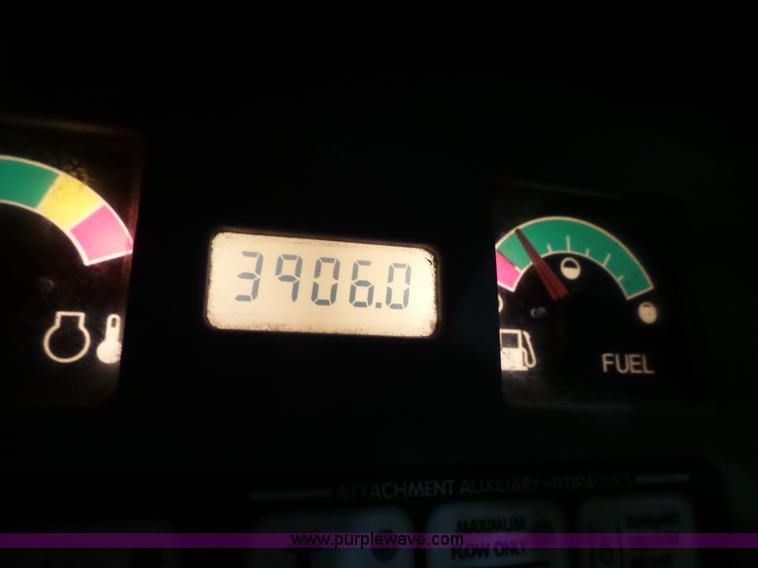 image for item K4537 2001 Bobcat 773 skid steer