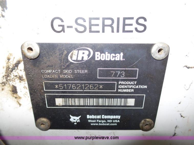 image for item K4537 2001 Bobcat 773 skid steer