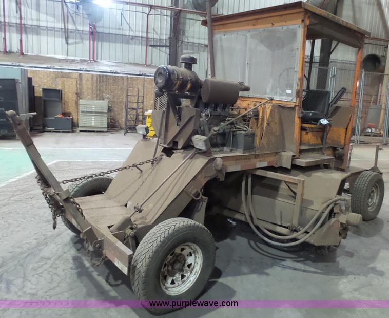 image for item K4539 Broce Broom HS broom